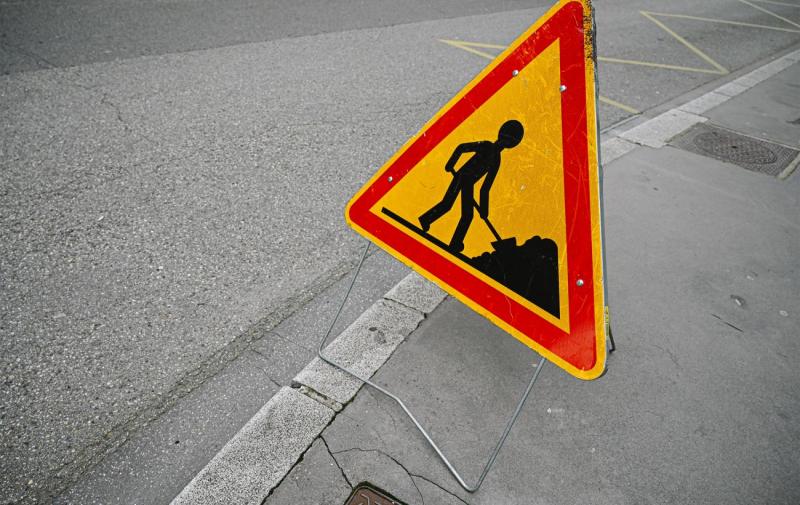 У Києві розпочинаються роботи з ремонту доріг. Частина одного з основних проспектів буде закрита для руху.